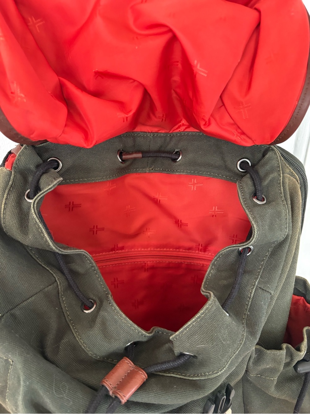 Baekgaard Sloan Backpack in Green Canvas - Picture 6 of 8